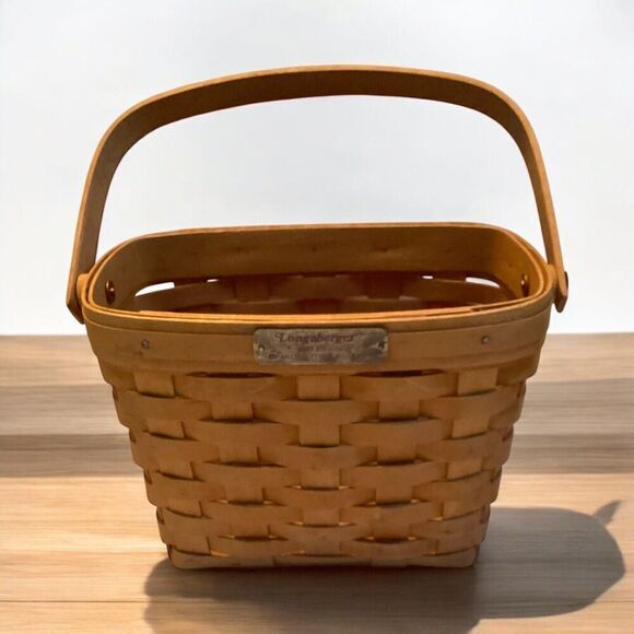 Longaberger Dresden Tour Basket II 1996 Edition Movable Handle and Plastic Liner - Picture 7 of 7